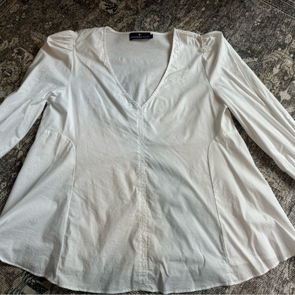 Tuckernuck Easton White V-Neck Blouse